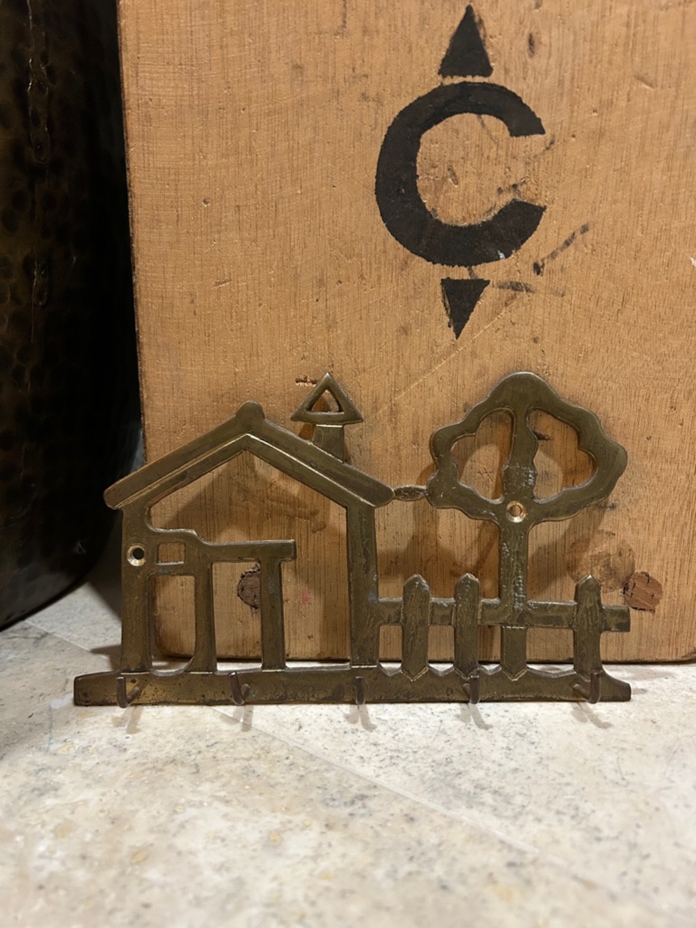 vintage solid brass wall-mounted Home & Tree Key Holder Wall Hook Rack